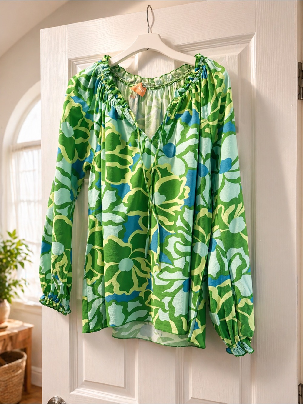 Show Me Your Mumu Green Floral Boho Blouse Size Medium | Flowy Top - Picture 2 of 3